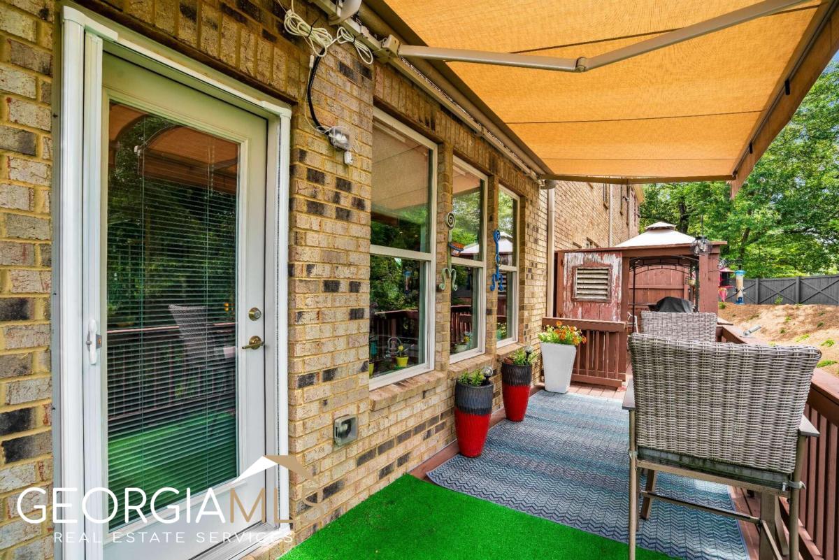 2039 Atz Cove Property Photo 27