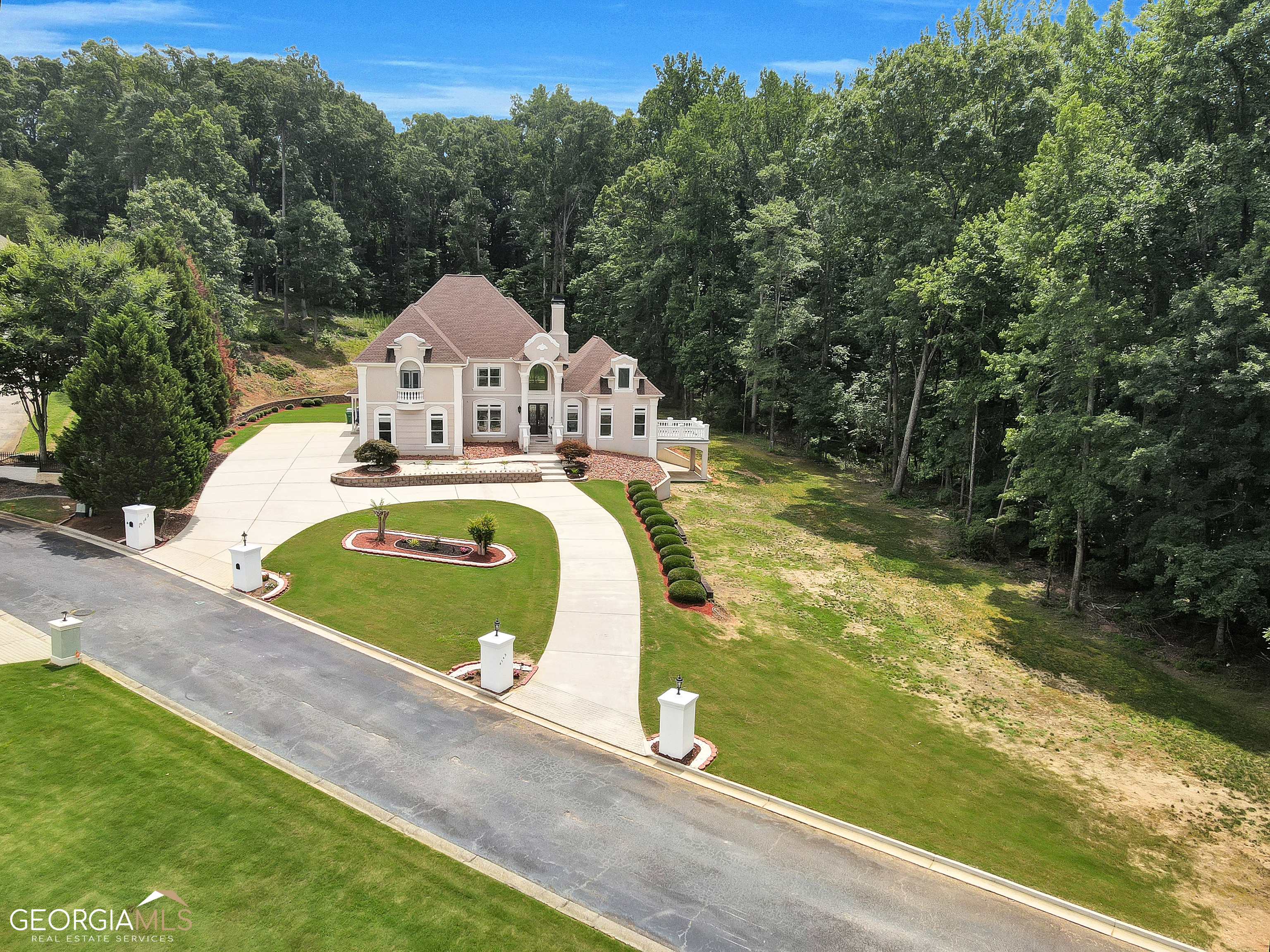 6143 Belair Lake Road Property Photo 4