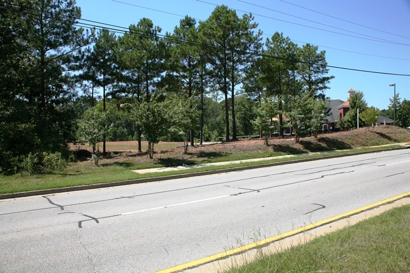 2556 Lawrenceville Suwanee Road Property Photo 3