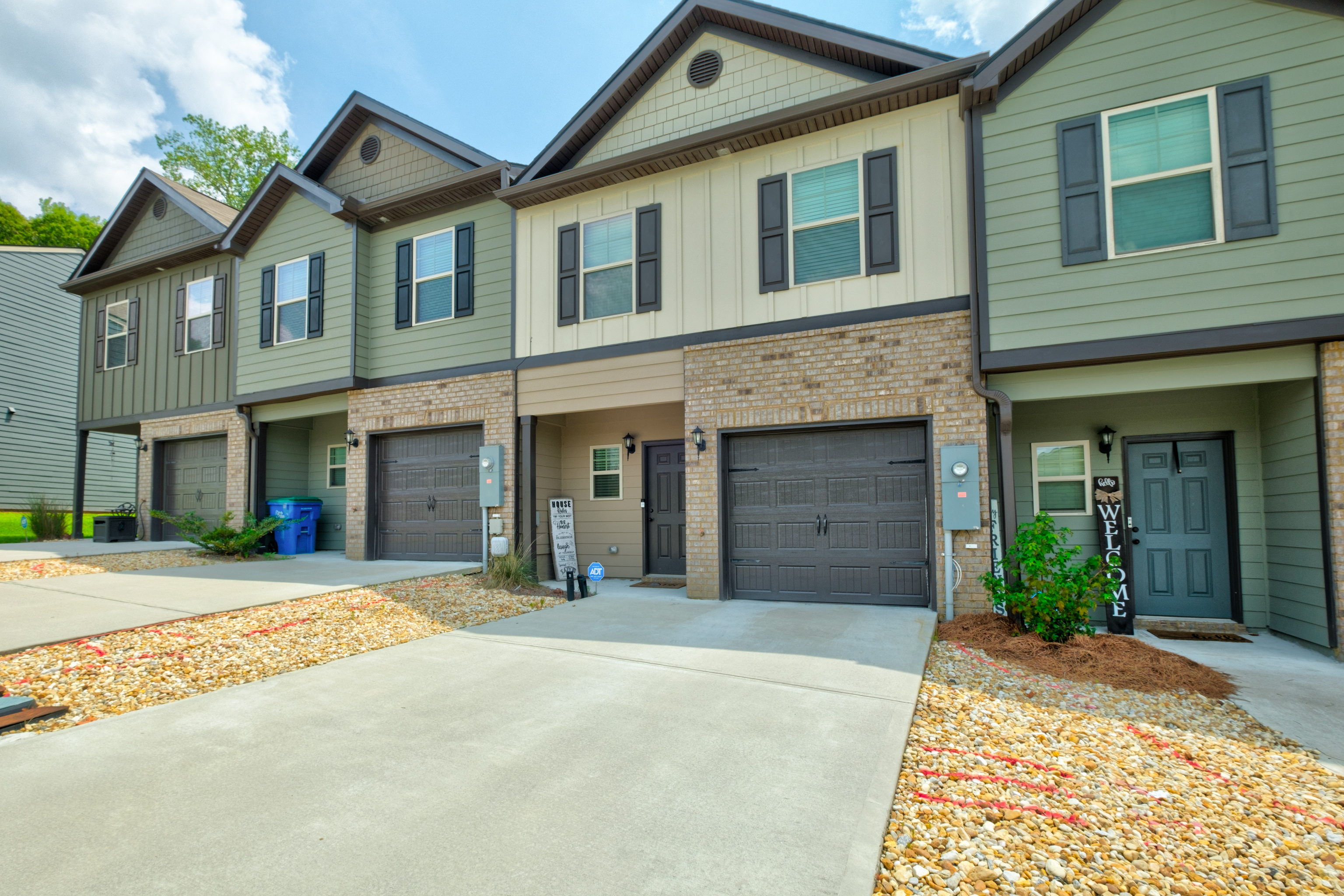 1705 Creel Lane Property Photo 2