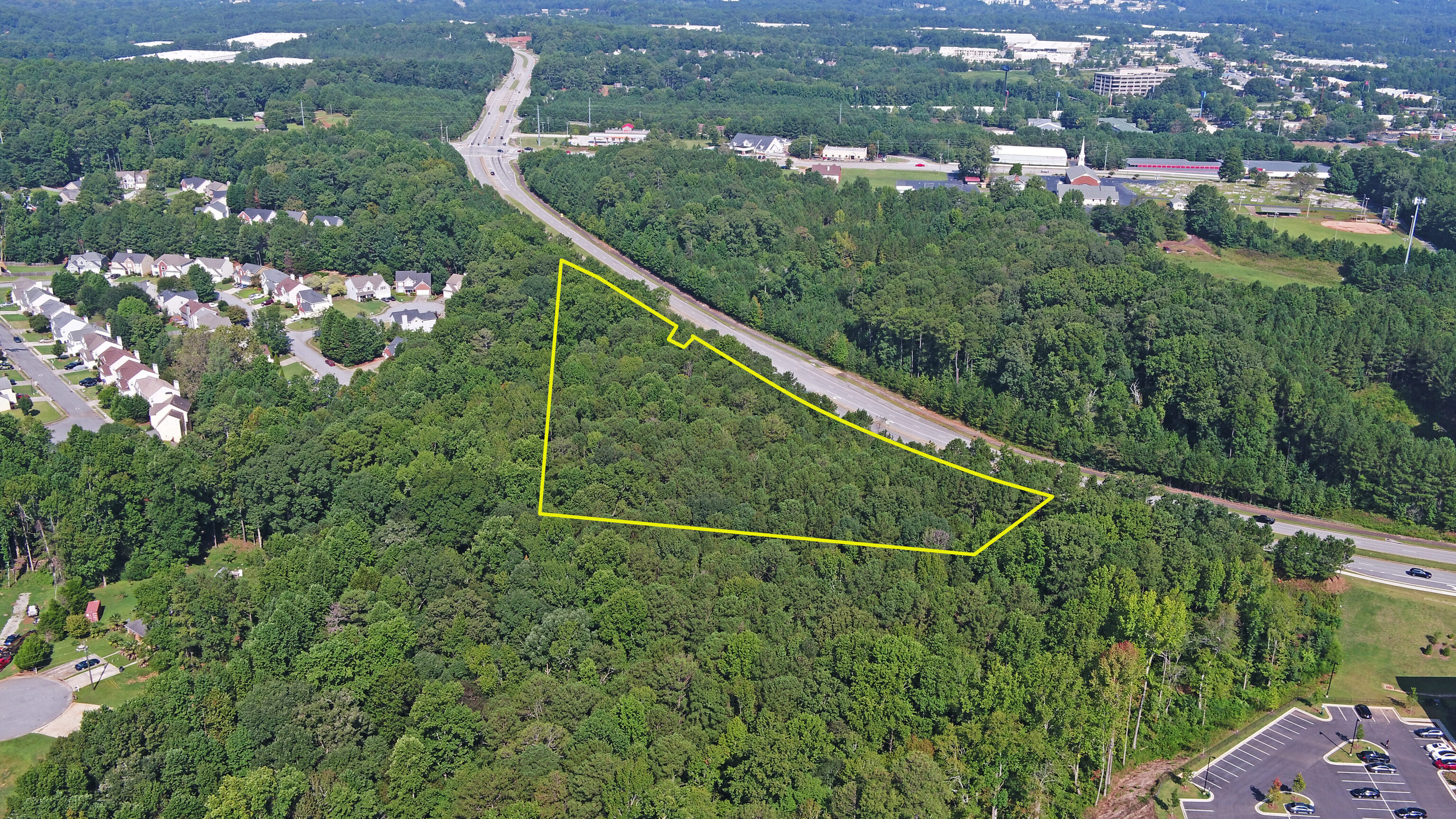 2730 Mcginnis Ferry Road Property Photo 6