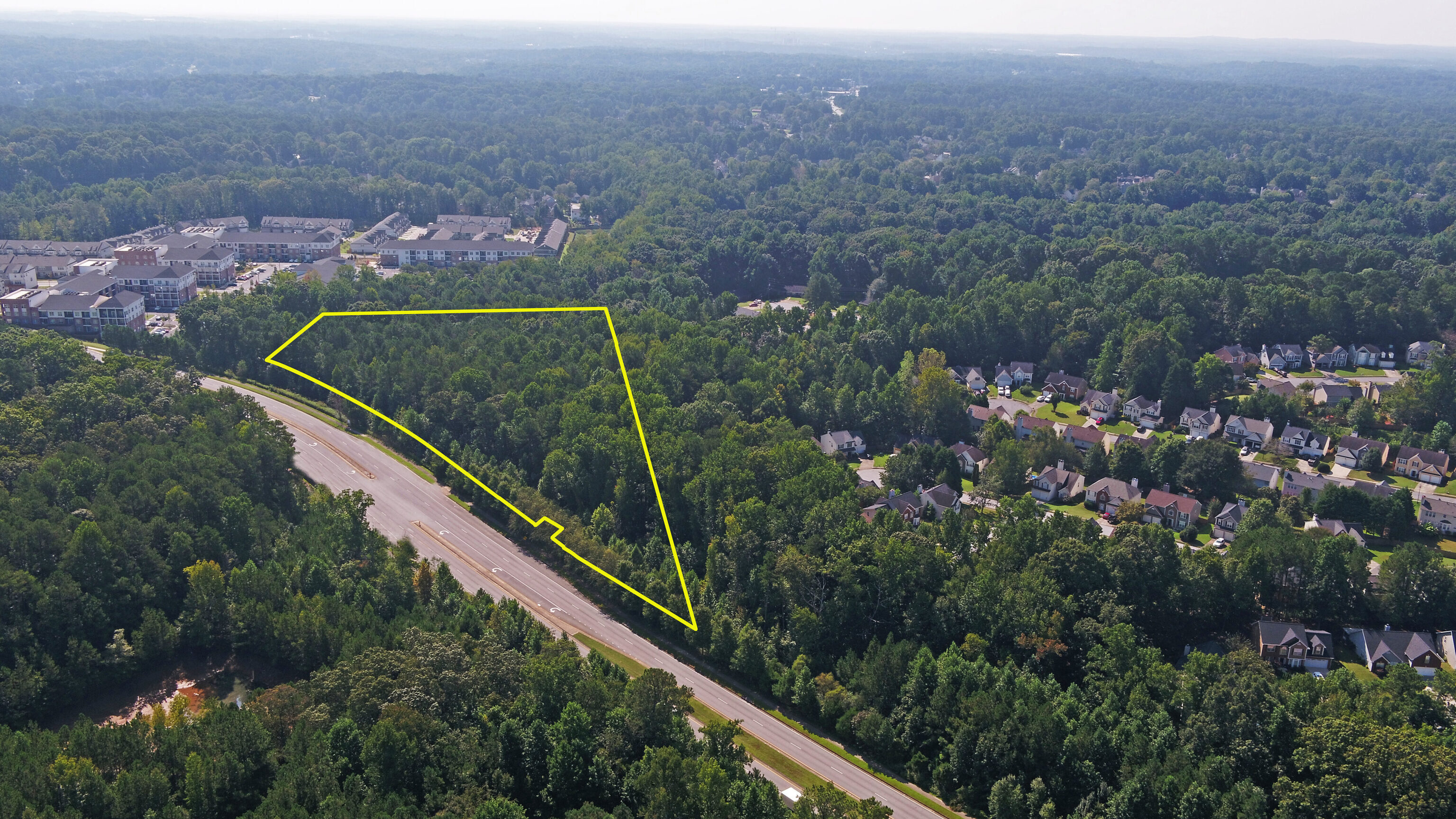2730 Mcginnis Ferry Road Property Photo 7