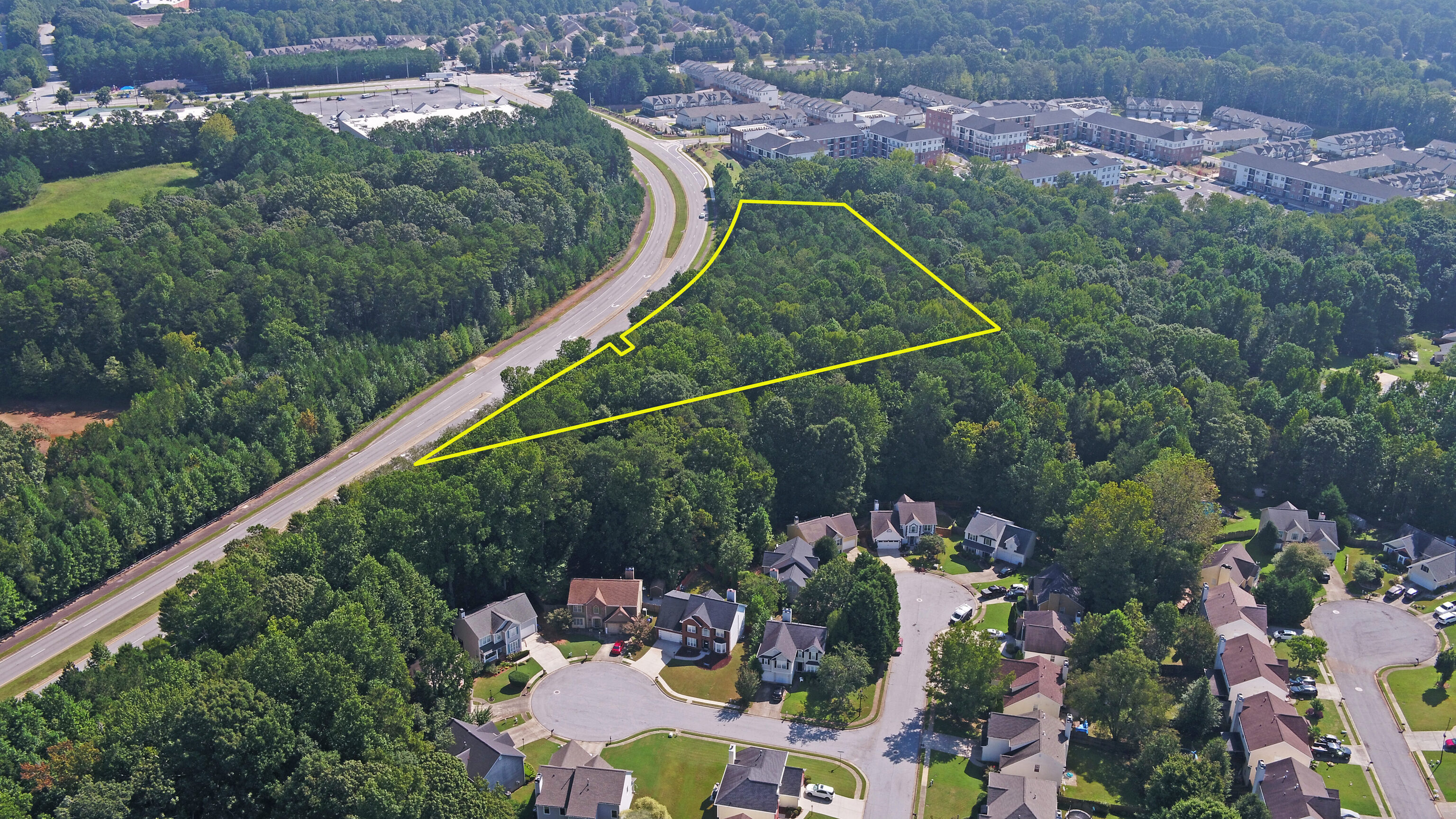 2730 Mcginnis Ferry Road Property Photo 10