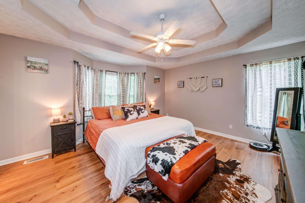 28 Dennis Circle Property Photo 15