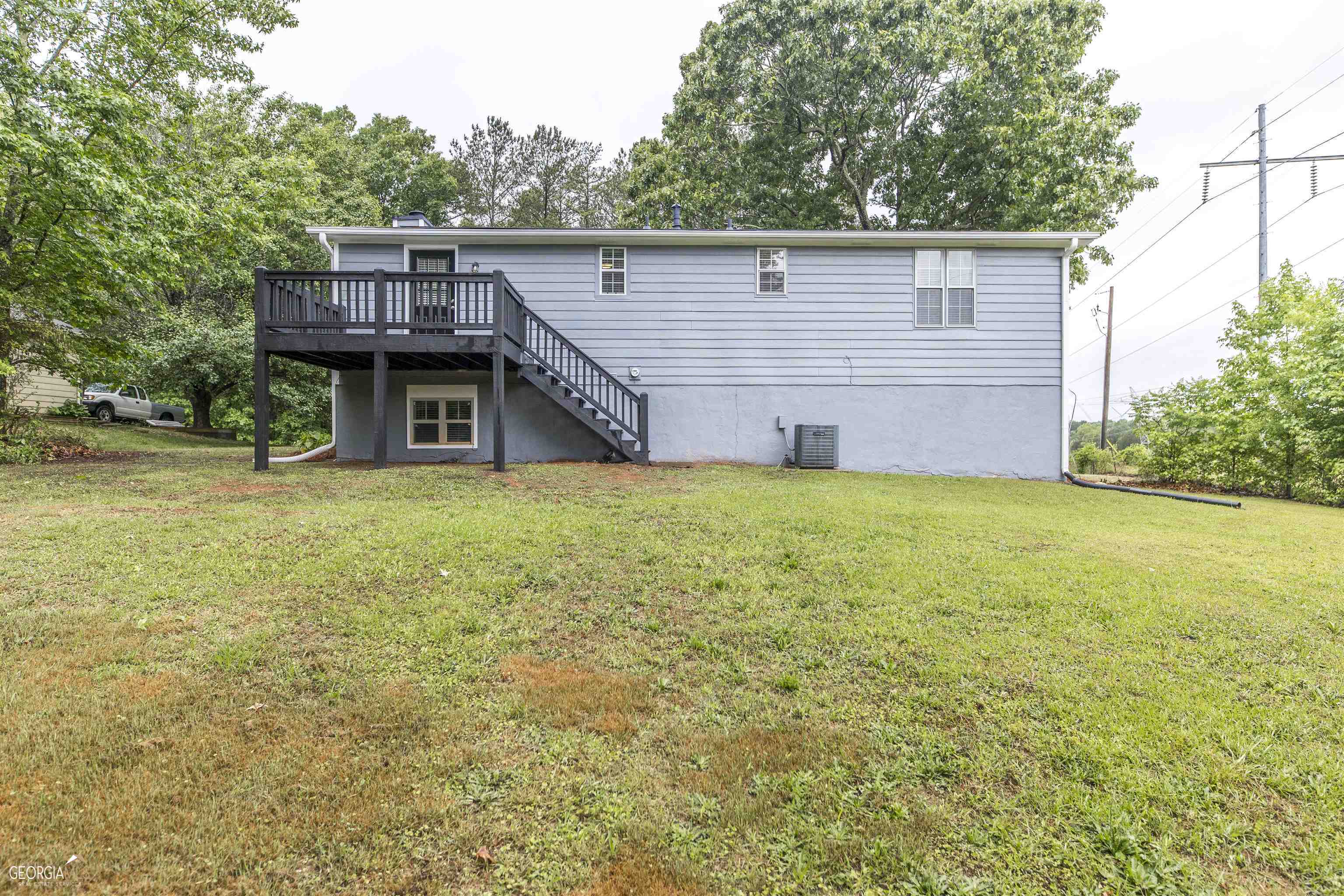 3950 Yancey Road Property Photo 34
