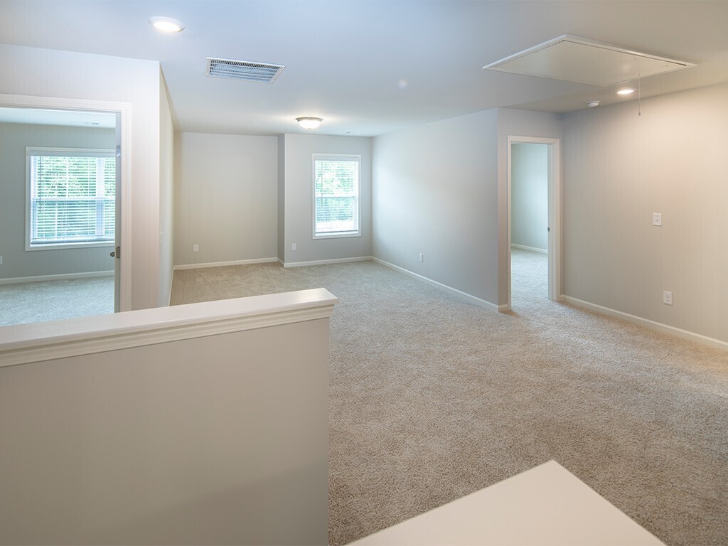 963 Garnet Drive Property Photo 9