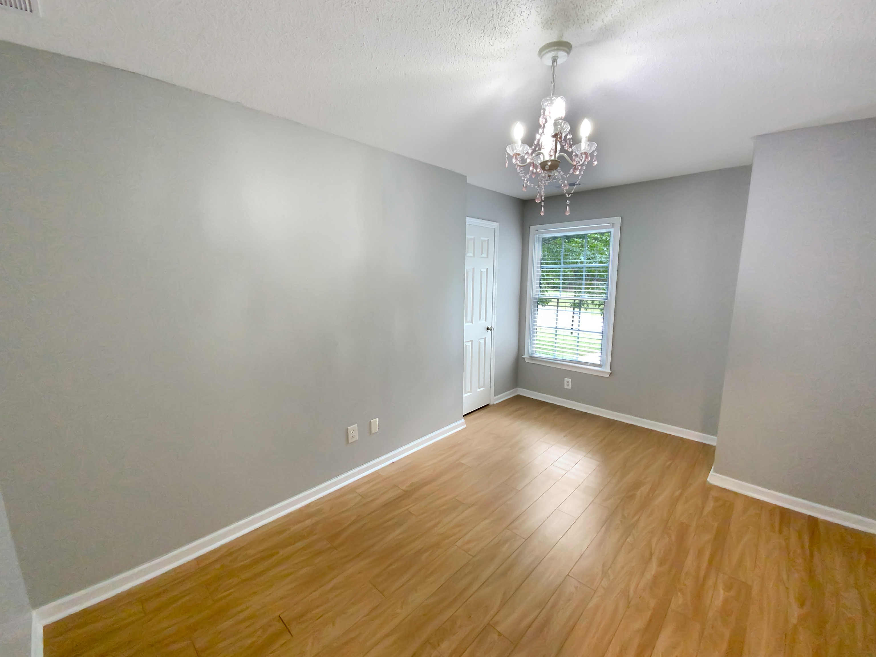 70 Camden Woods Place Property Photo 12
