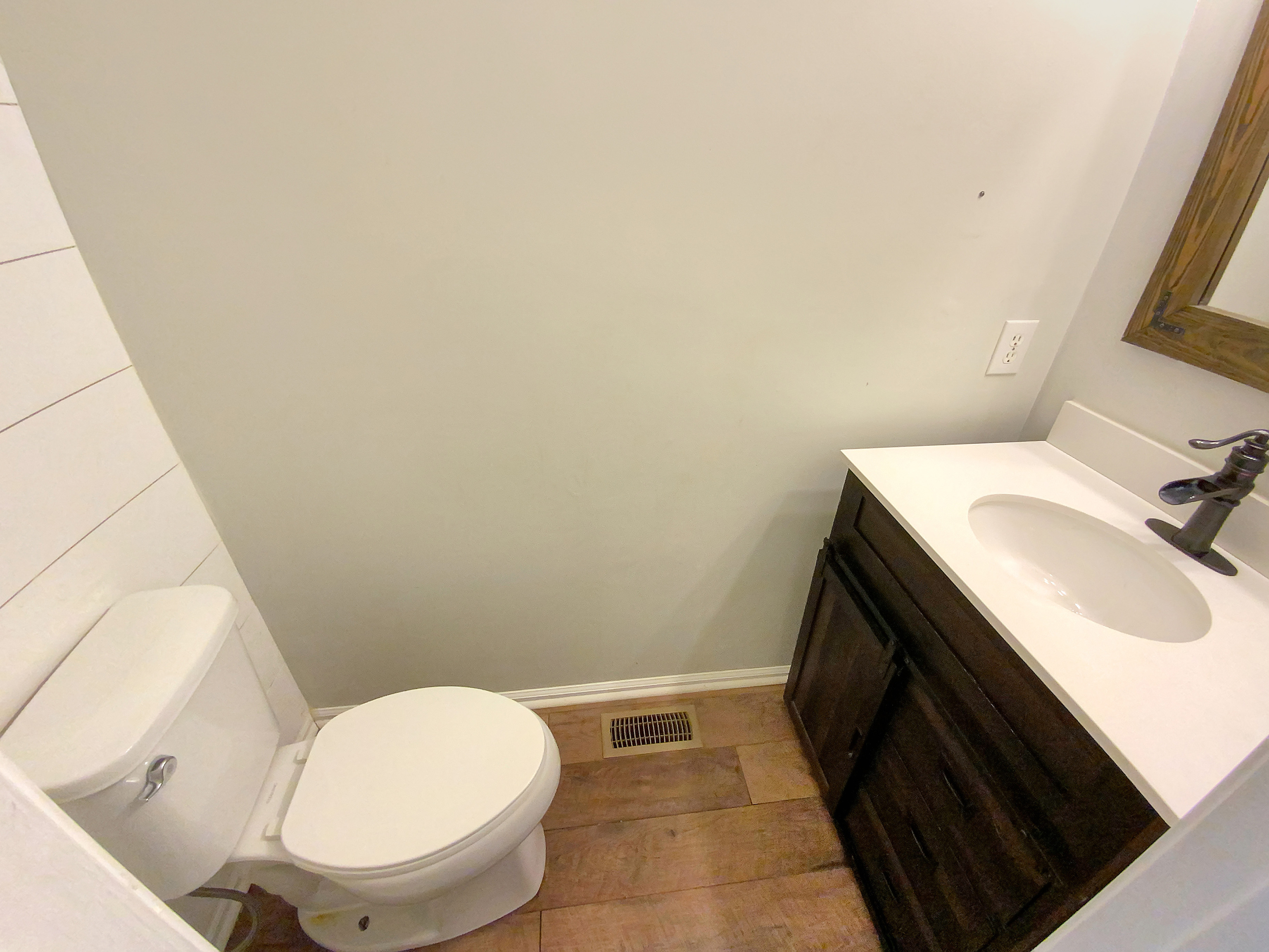 70 Camden Woods Place Property Photo 18