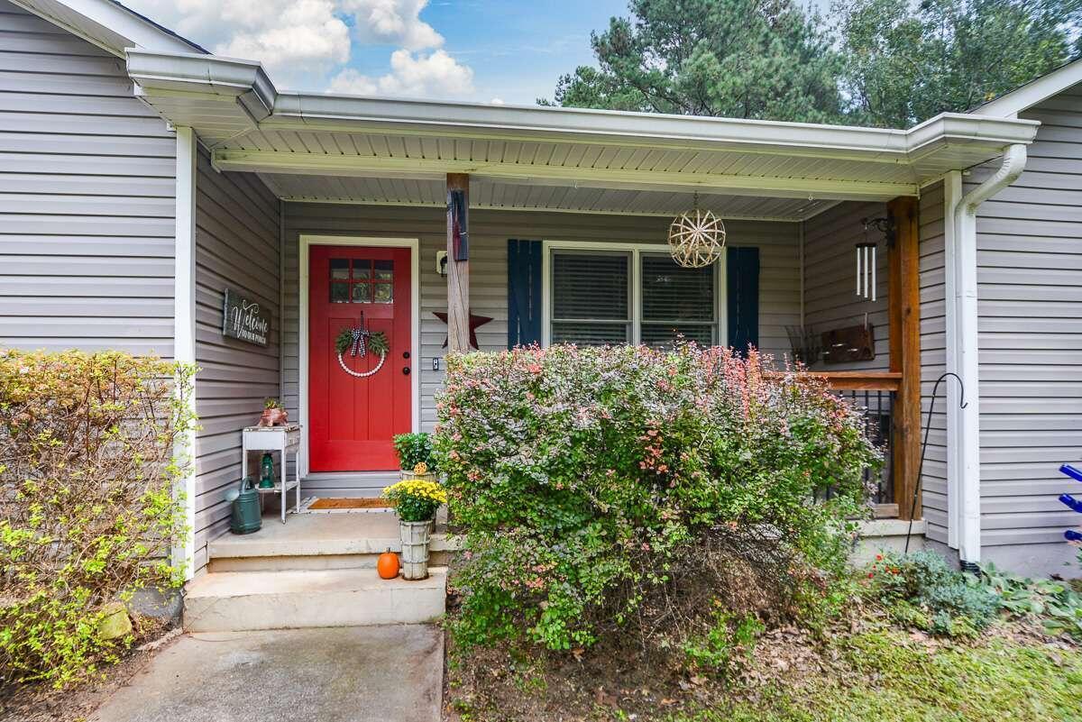 66 Oak Hill Drive Ne Property Photo 4