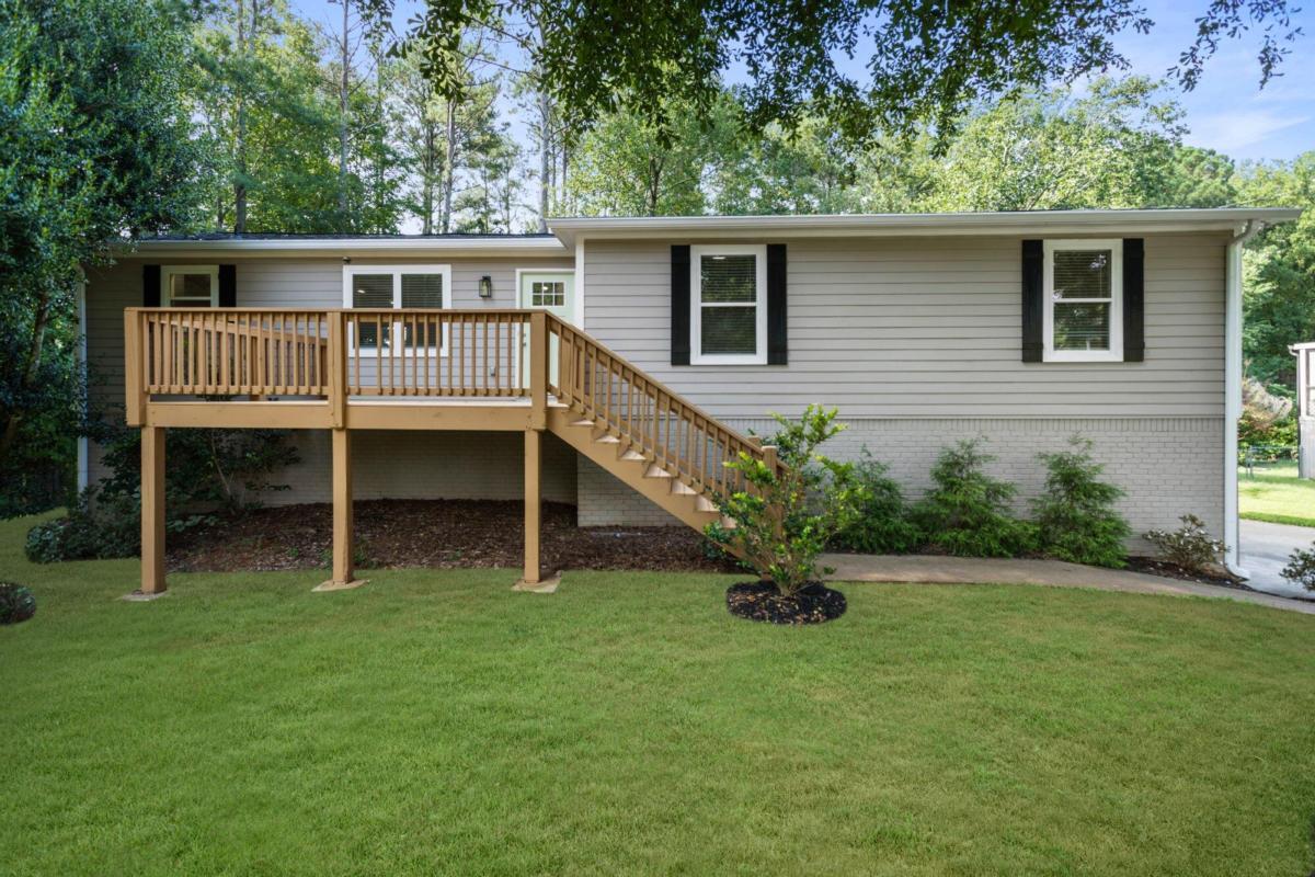 130 Pioneer Drive Property Photo 1