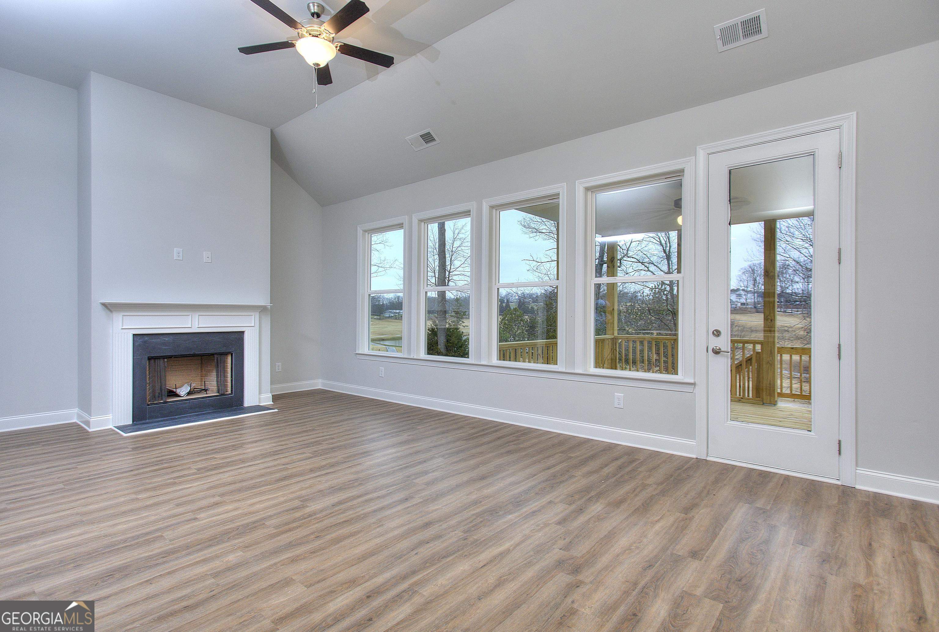 138 Preserve Lane Property Photo 17