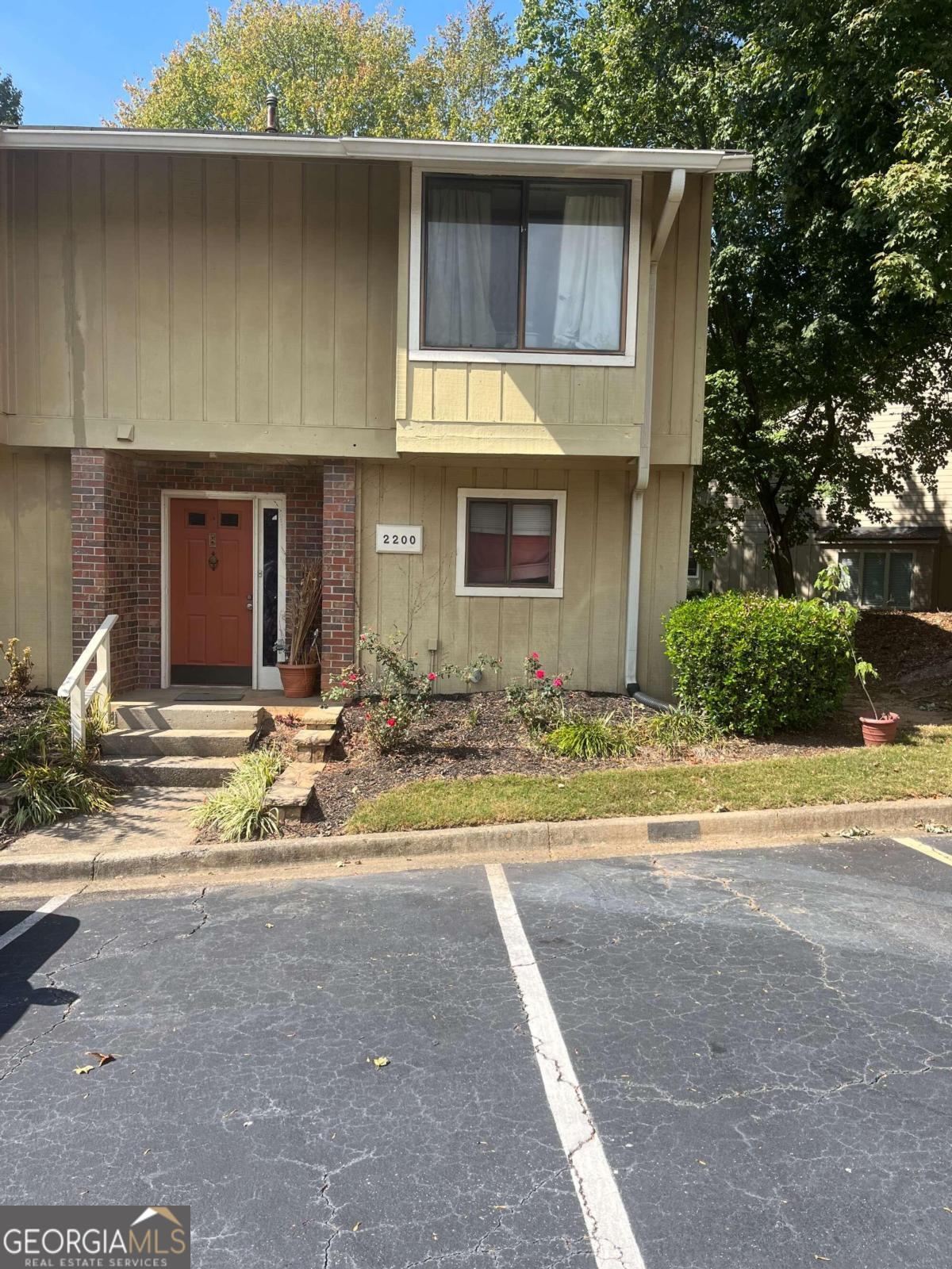 2200 Haverhill Court Se Property Photo 1