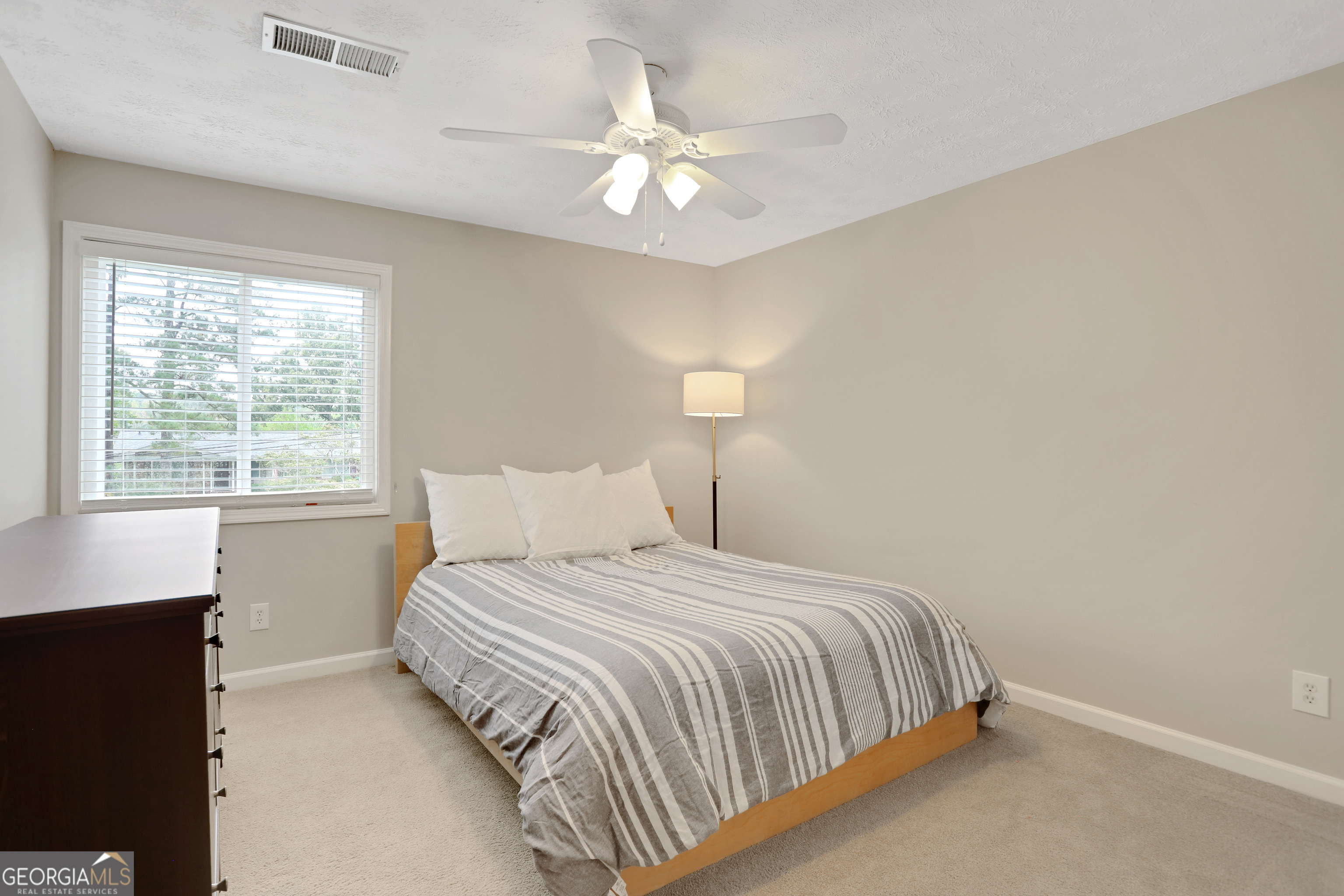 2751 W Fontainebleau Drive Property Photo 32