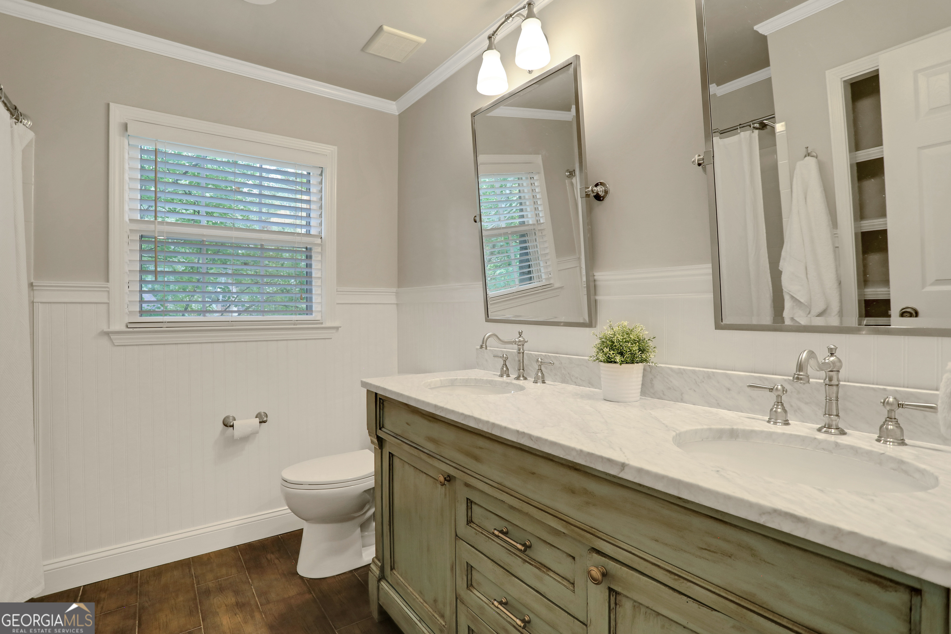 2751 W Fontainebleau Drive Property Photo 33