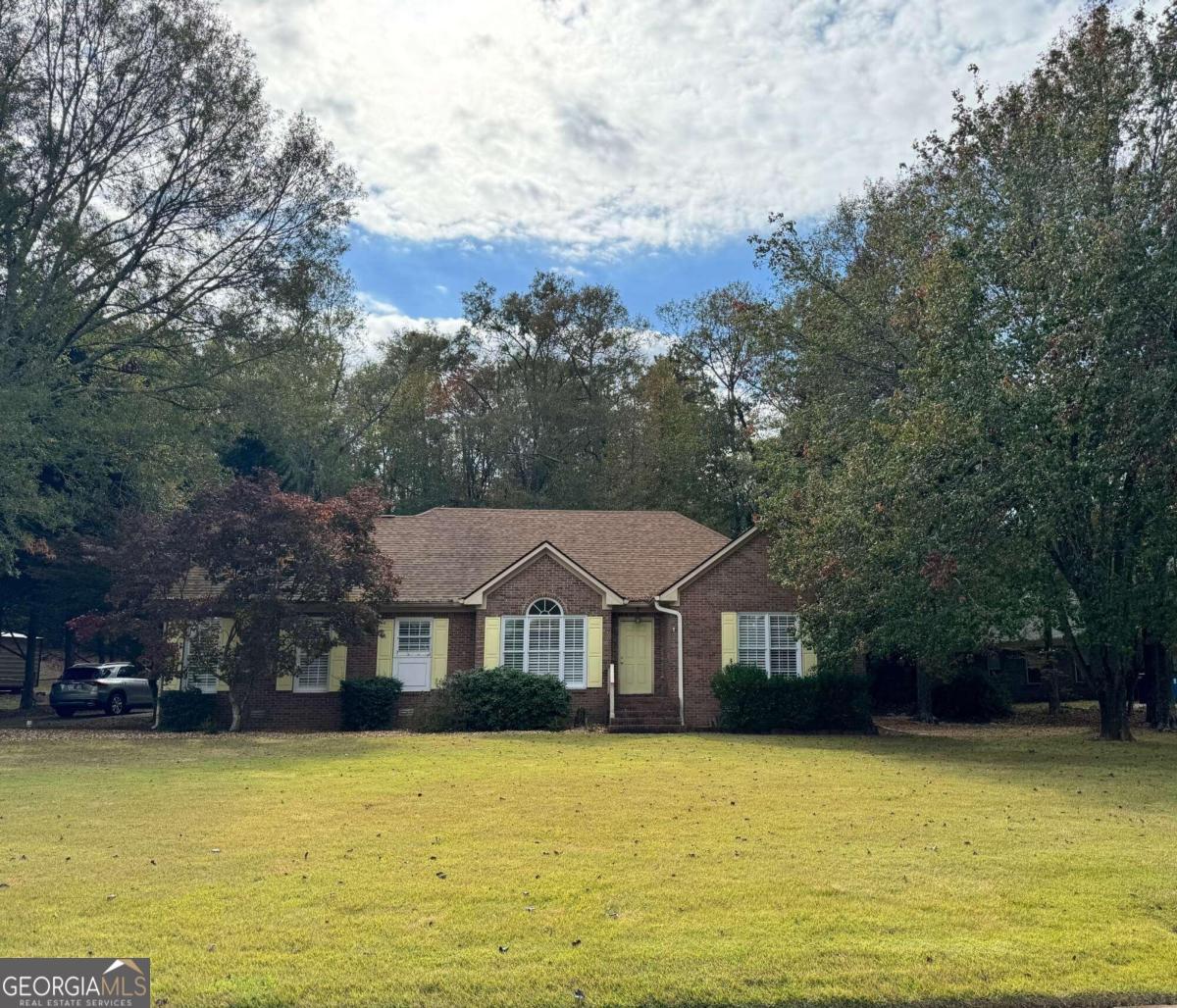 471 Chesterfield Road Property Photo 1