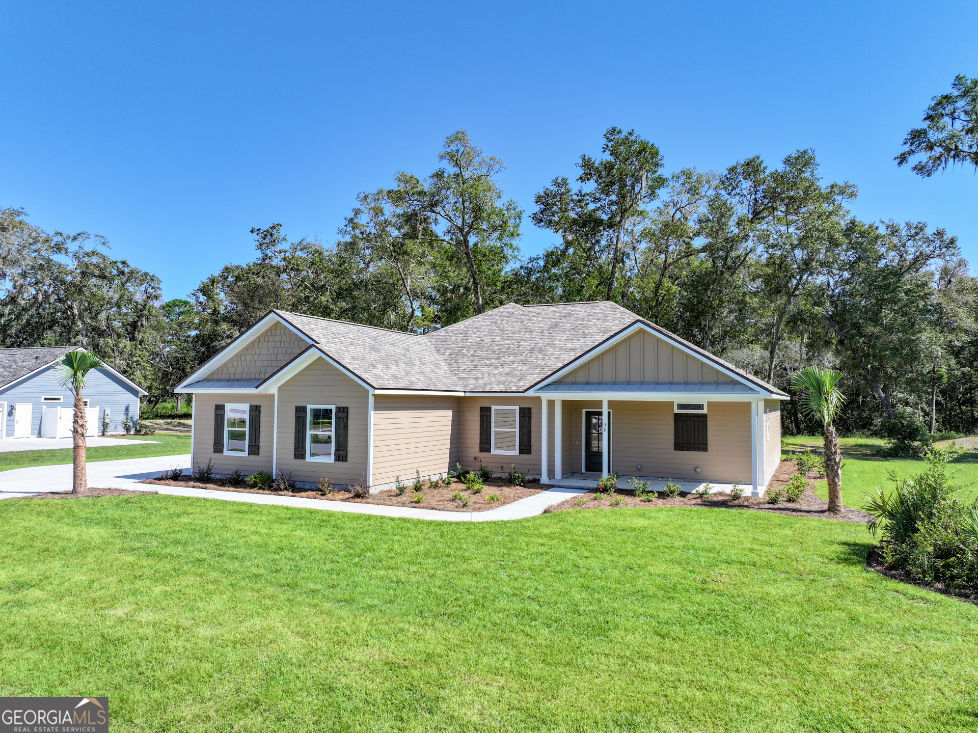 38 Fairwinds Drive Property Photo 3