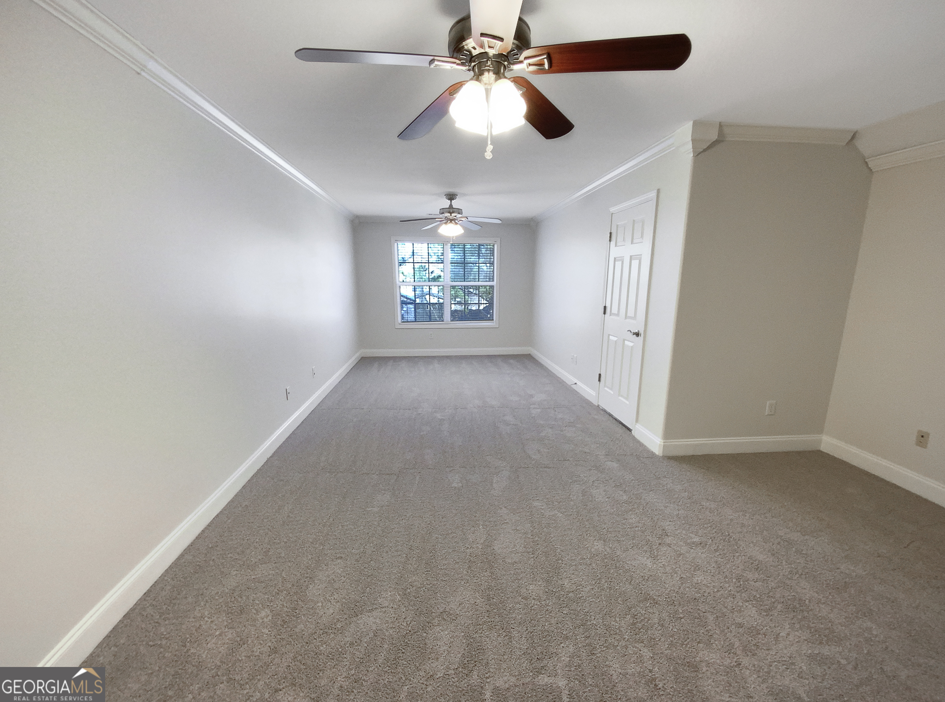 457 Glouchester Drive Property Photo 15