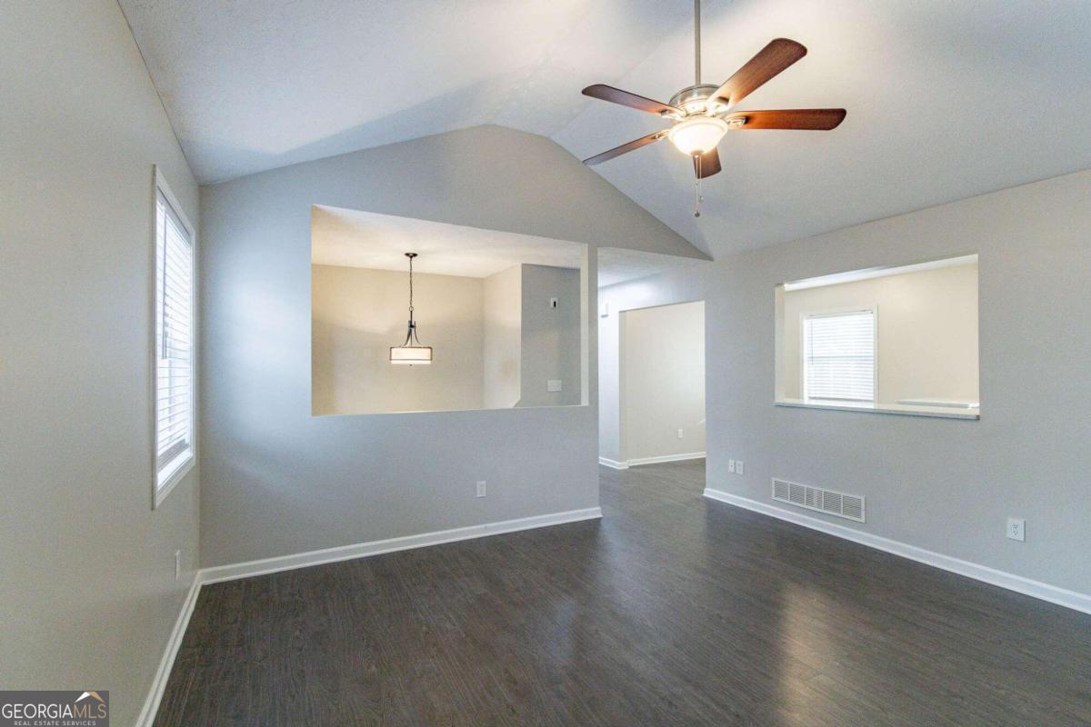 3749 Cherokee Overlook Property Photo 5