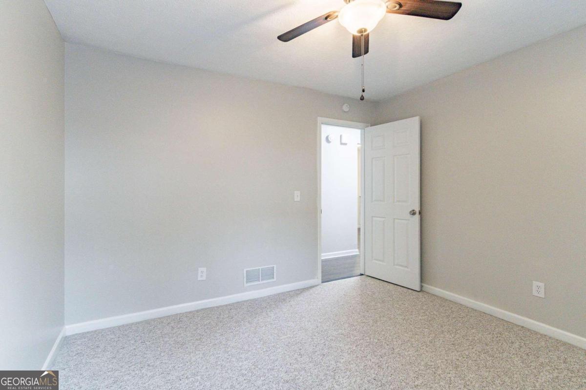 3749 Cherokee Overlook Property Photo 12