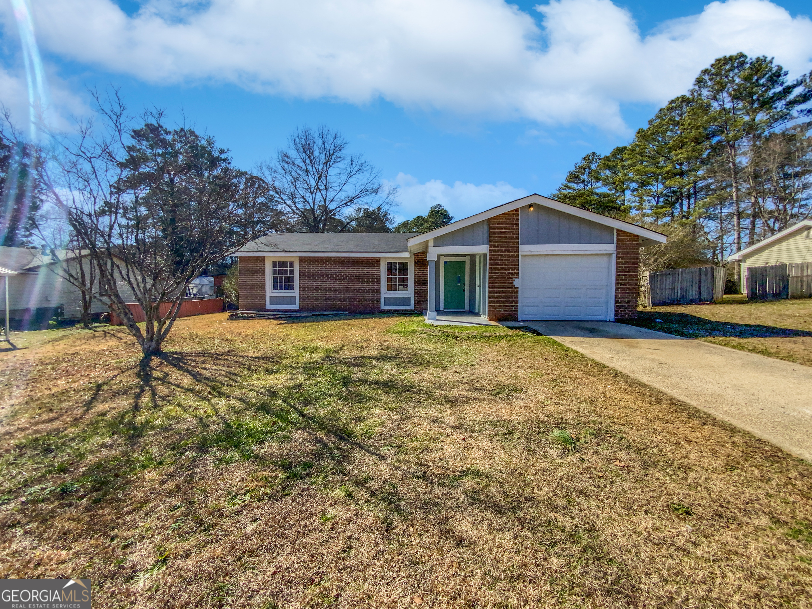 9127 Greenwood Drive Property Photo 1