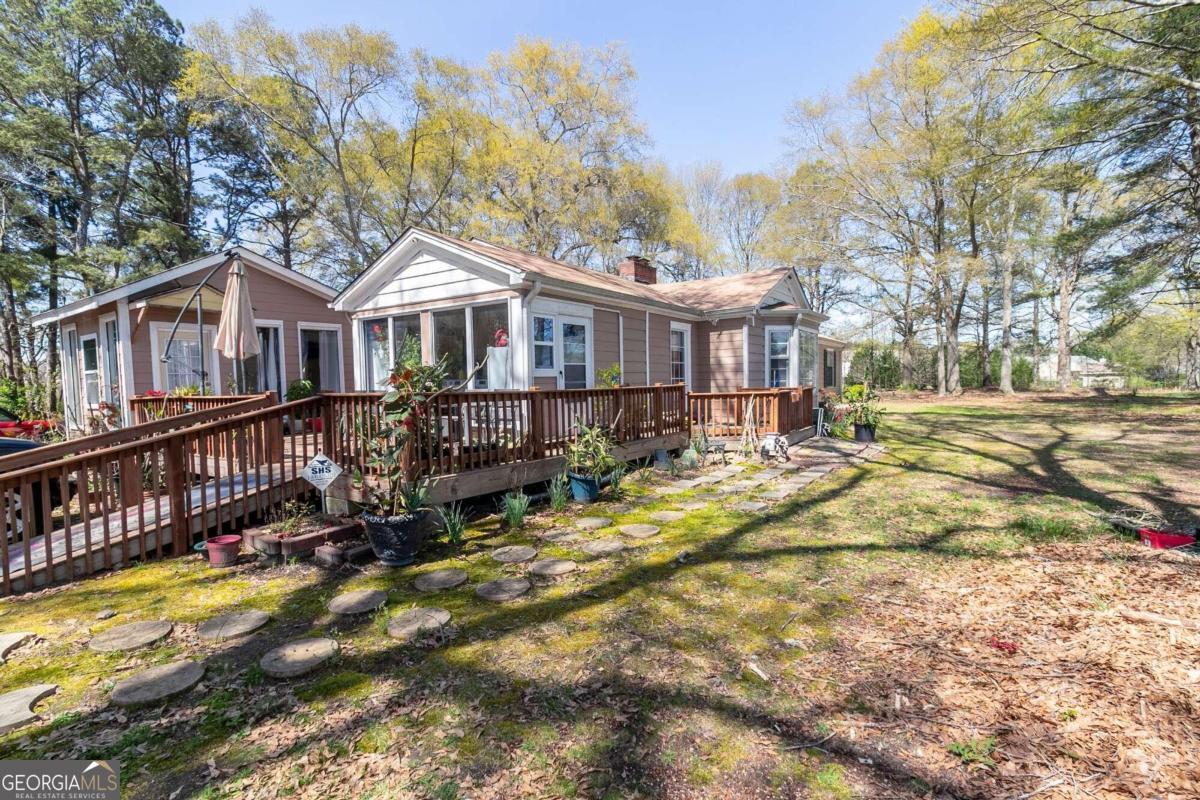 1129 Loganville Highway Property Photo 19