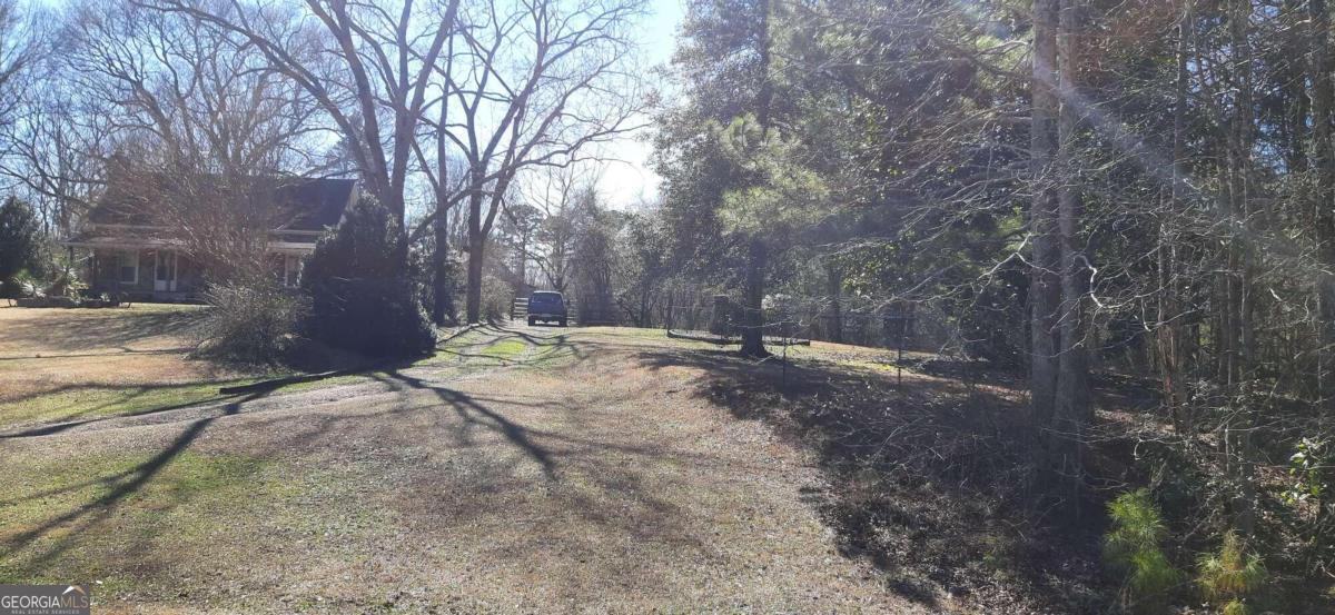 11953 Henderson Mountain Road Property Photo 3