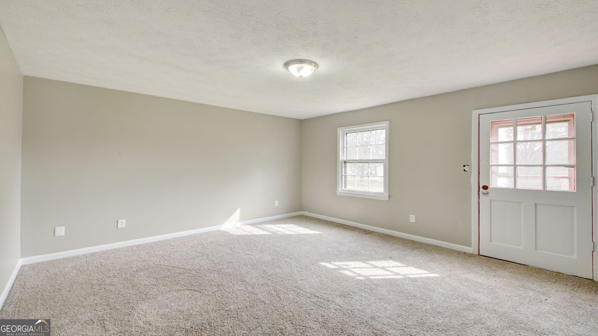2070 Marbut Lane Property Photo 14