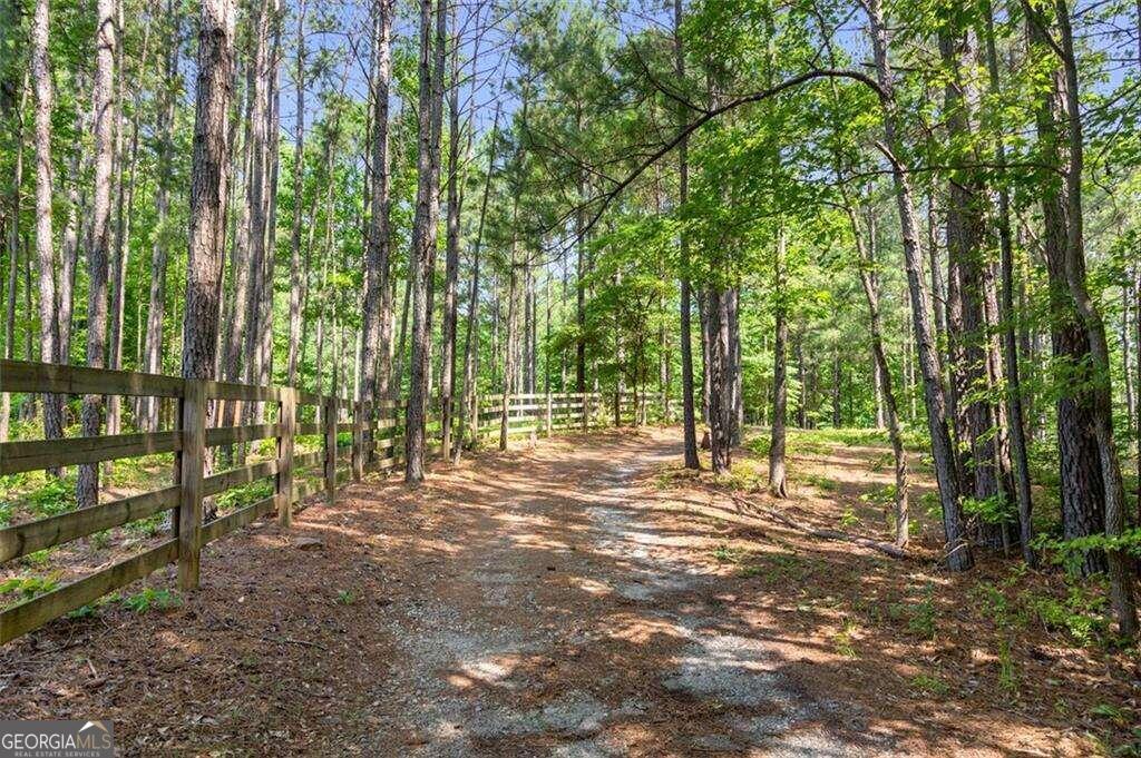 3030 Demooney Road Property Photo 3
