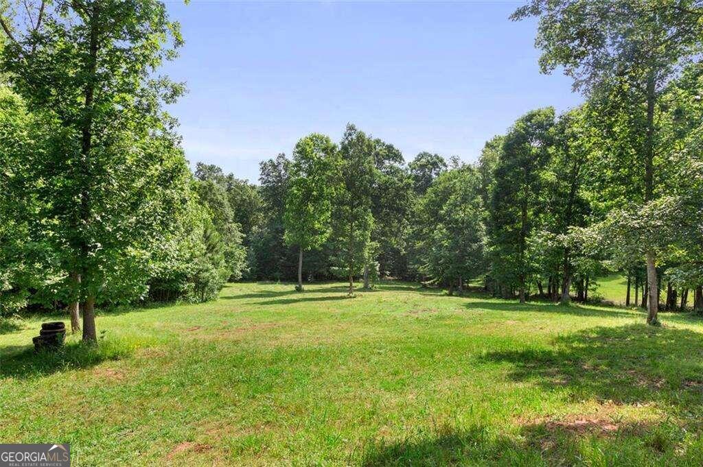 3030 Demooney Road Property Photo 4
