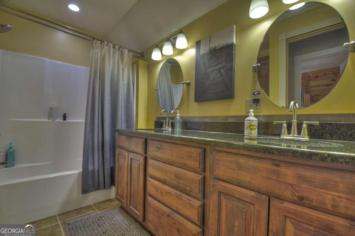 90 Twin Lakes Road Property Photo 32