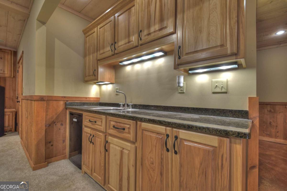 90 Twin Lakes Road Property Photo 35