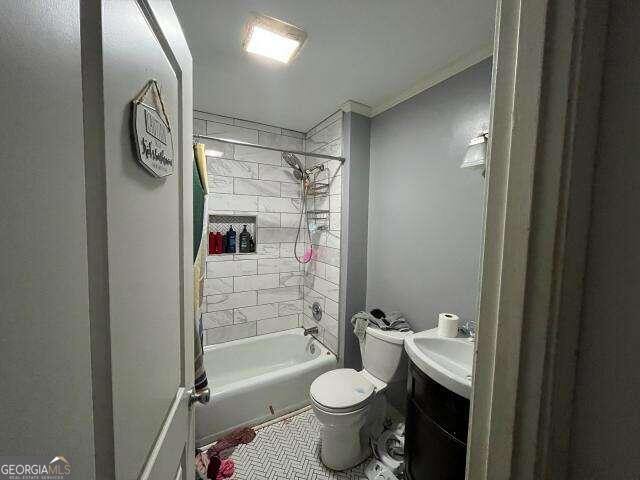 8 Canterbury Drive Property Photo 25