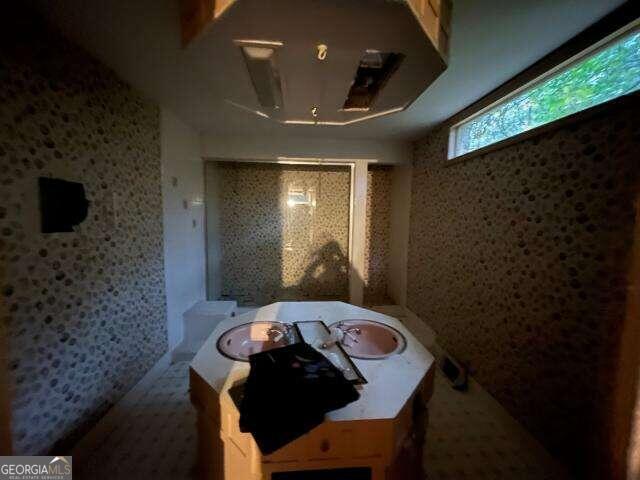 8 Canterbury Drive Property Photo 26