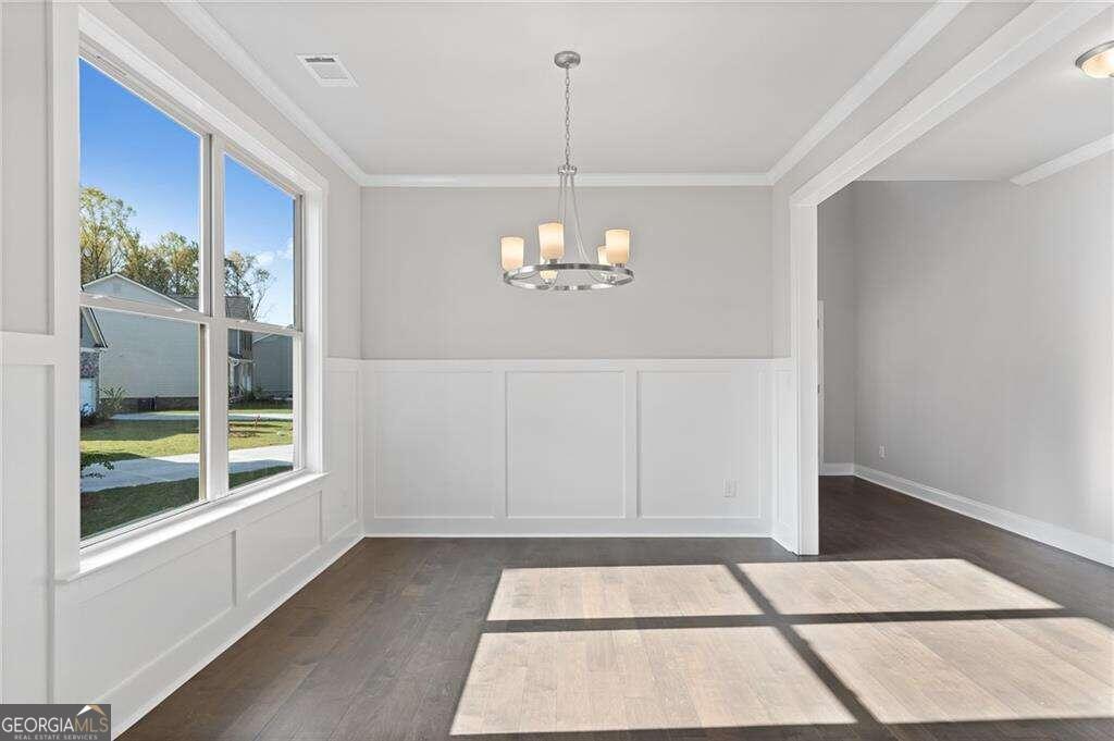 3527 Lockaby Way Property Photo 3