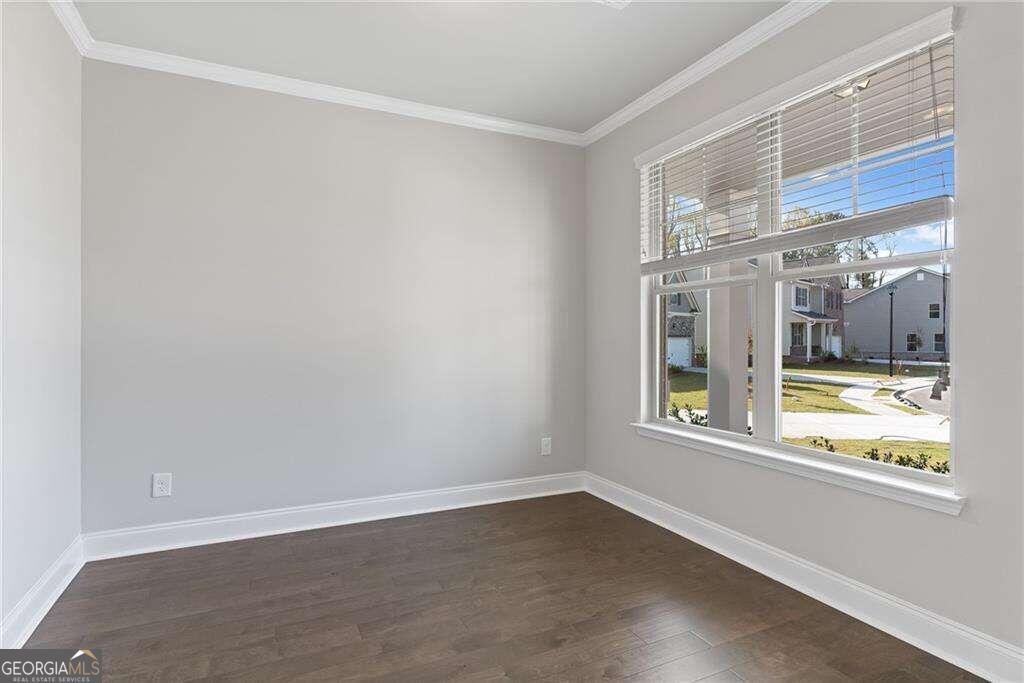 3527 Lockaby Way Property Photo 4