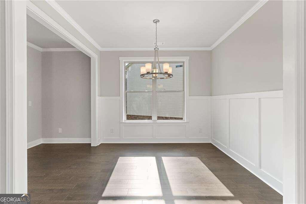 3527 Lockaby Way Property Photo 5