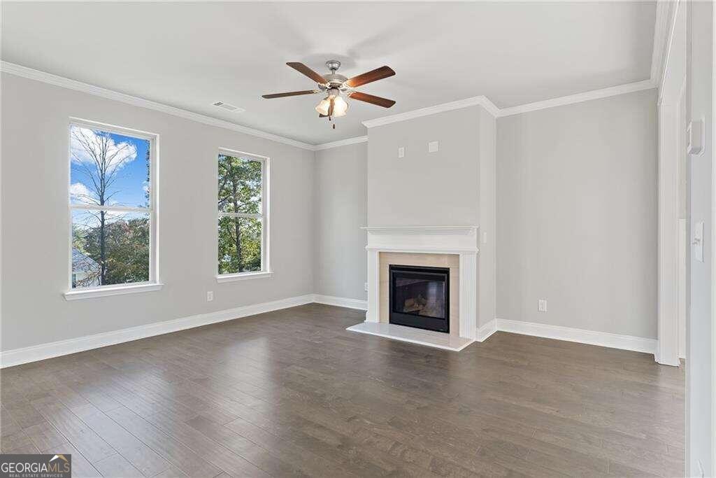 3527 Lockaby Way Property Photo 8