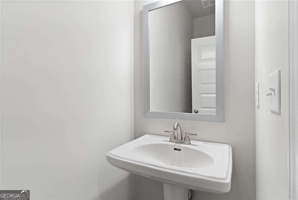 3527 Lockaby Way Property Photo 15