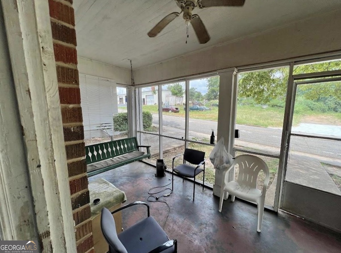 304 Cotton Avenue Property Photo 3
