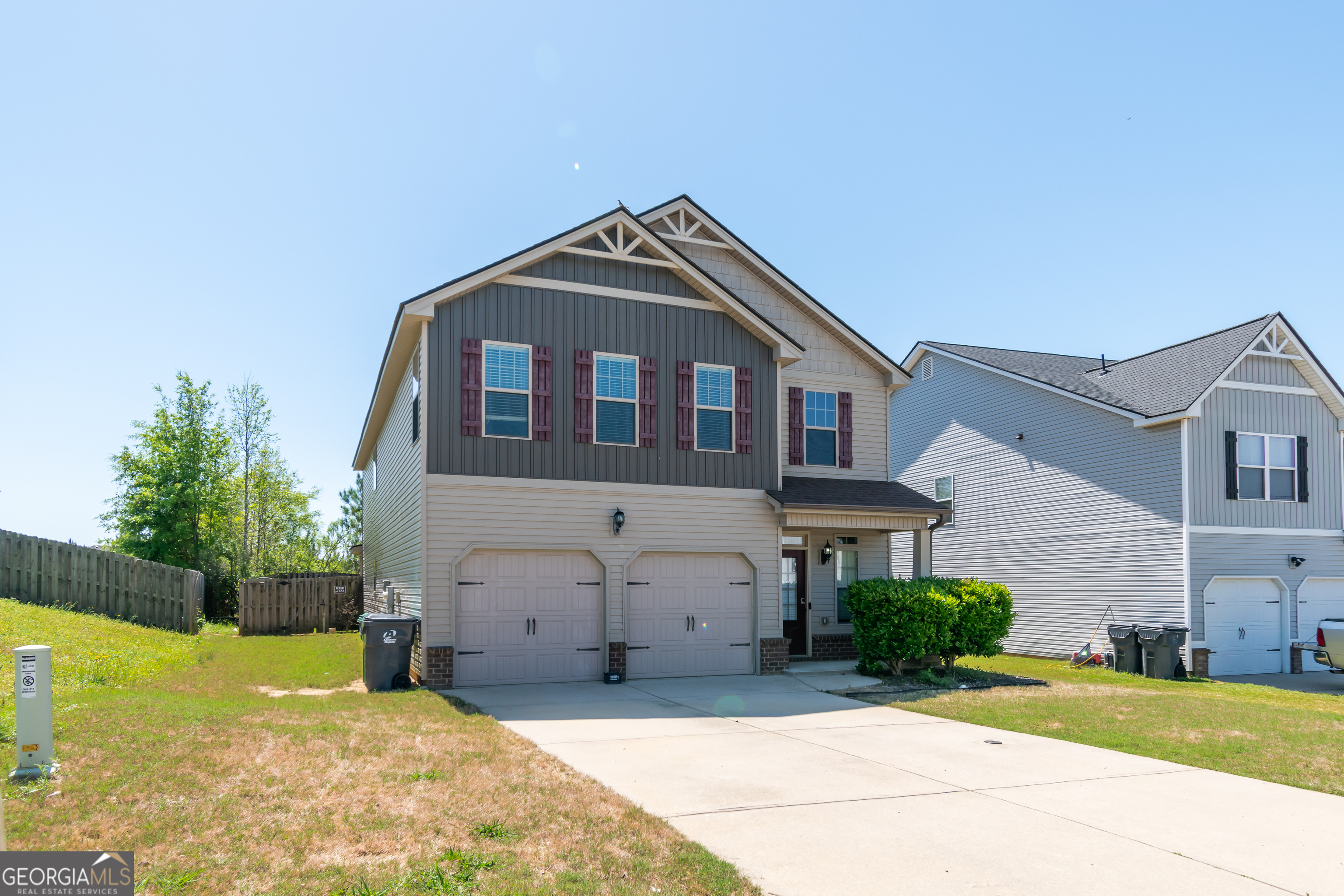 3356 Grove Landing Circle Property Photo 2