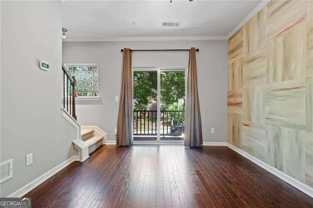 215 Semel Drive Nw # 466 Property Photo 3