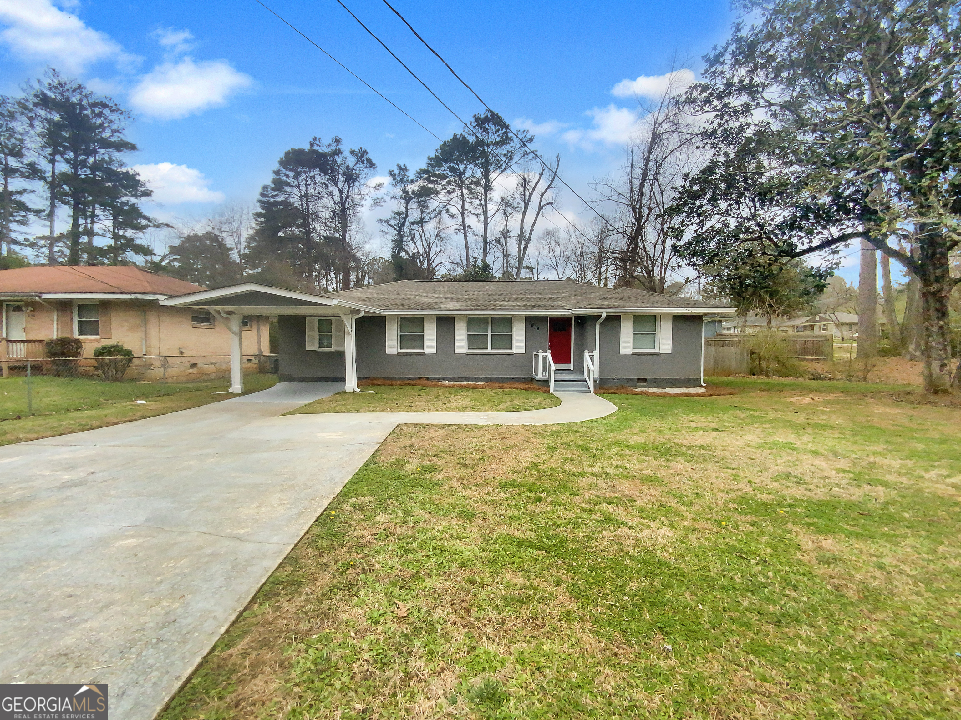 1819 Rosewood Road Property Photo 1