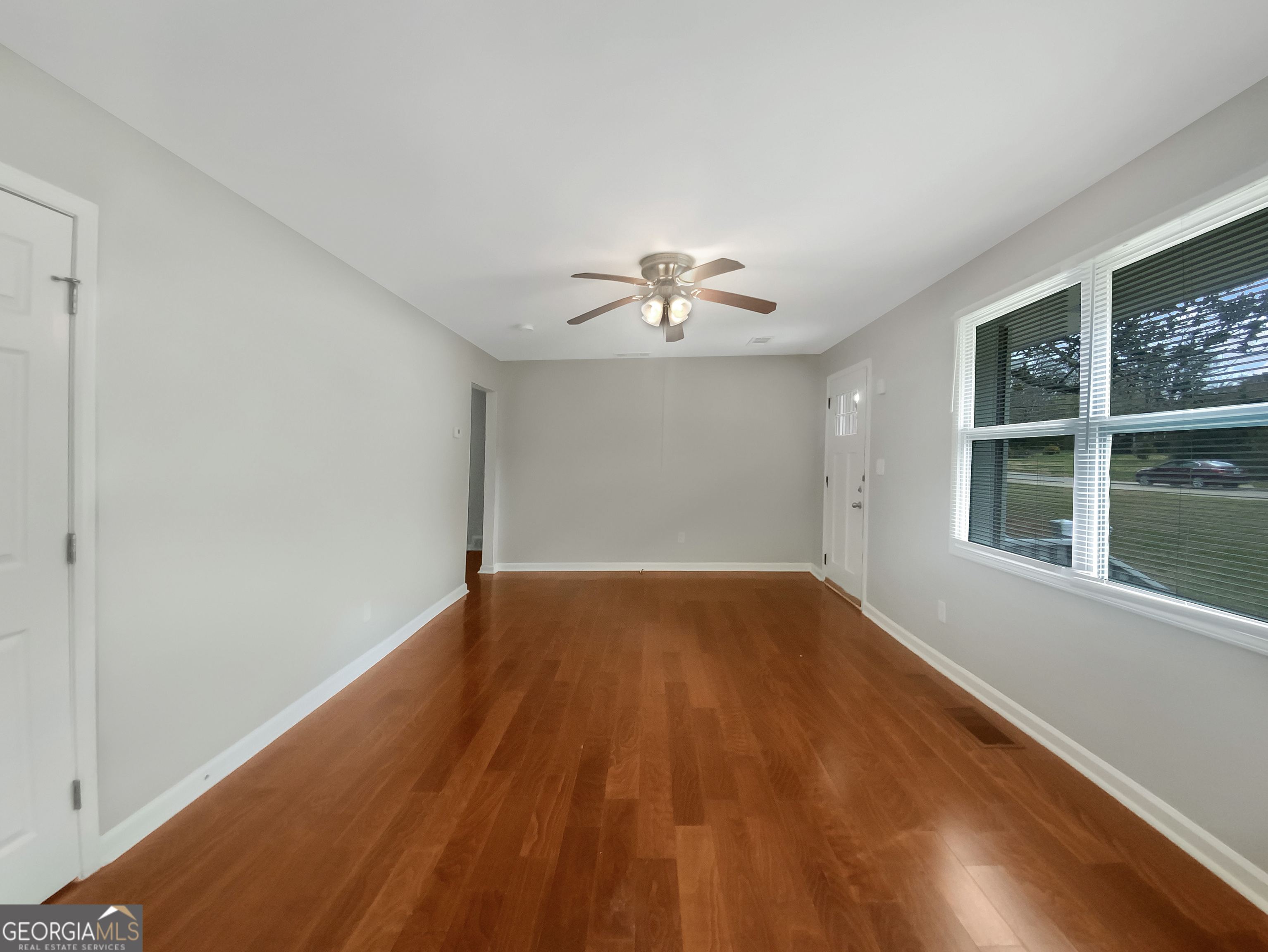 1819 Rosewood Road Property Photo 3