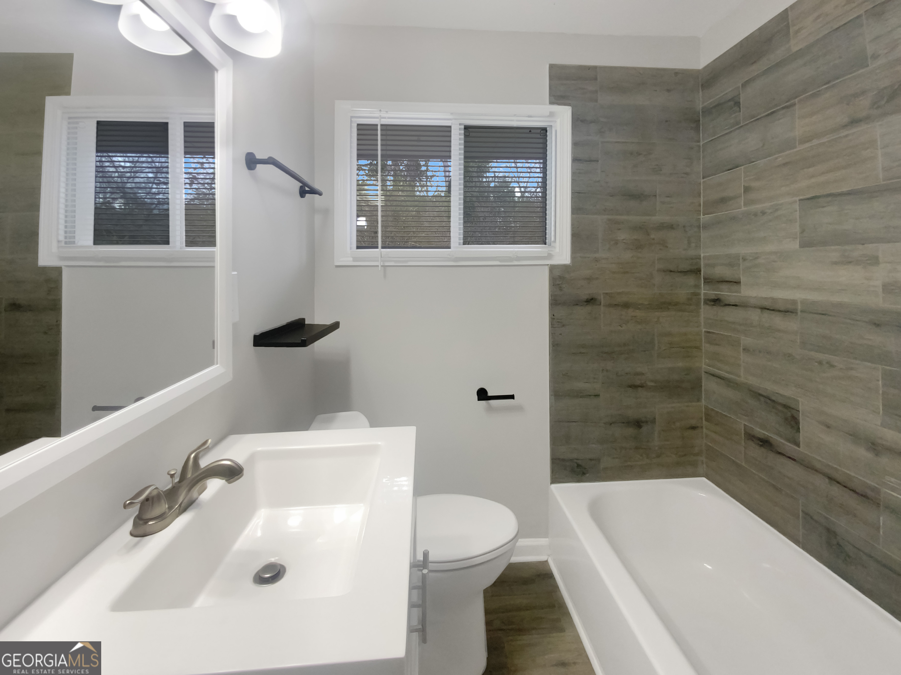 1819 Rosewood Road Property Photo 19