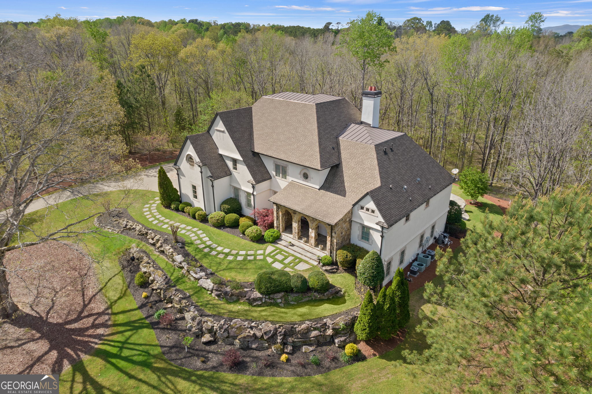 113 Hawks Court Property Photo 2