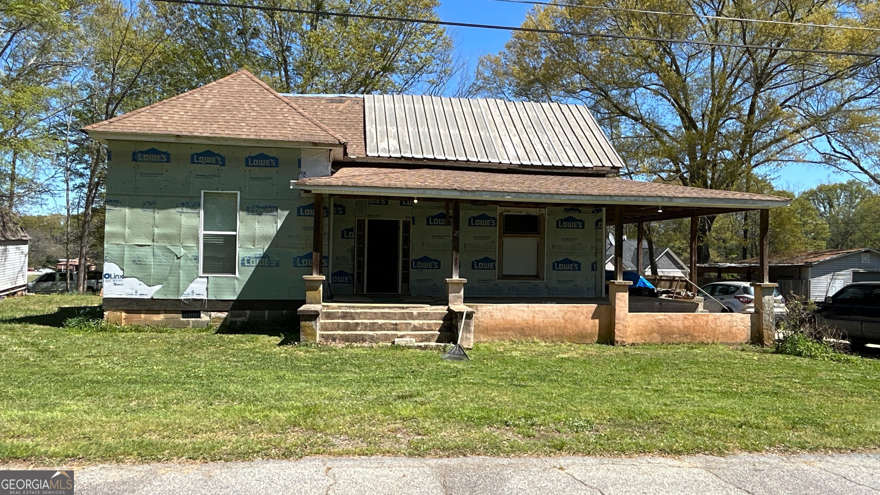 25 1st Street Property Photo 1