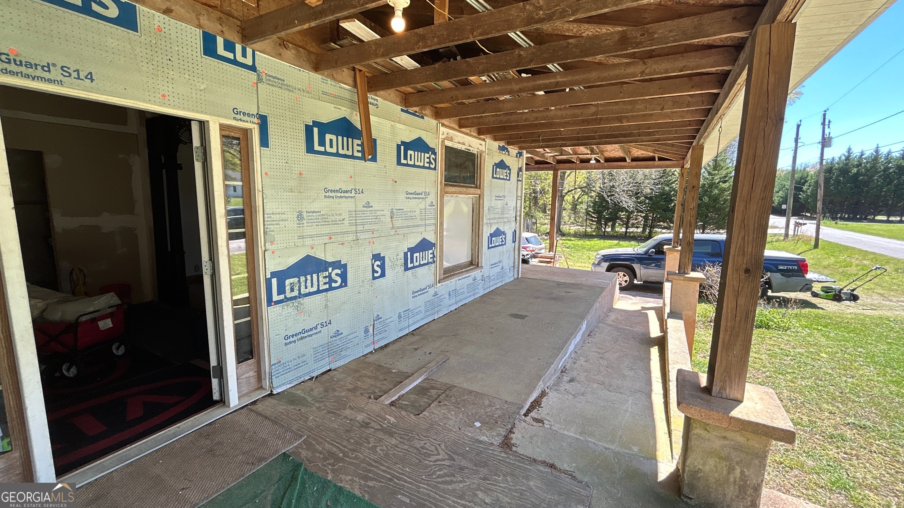 25 1st Street Property Photo 2