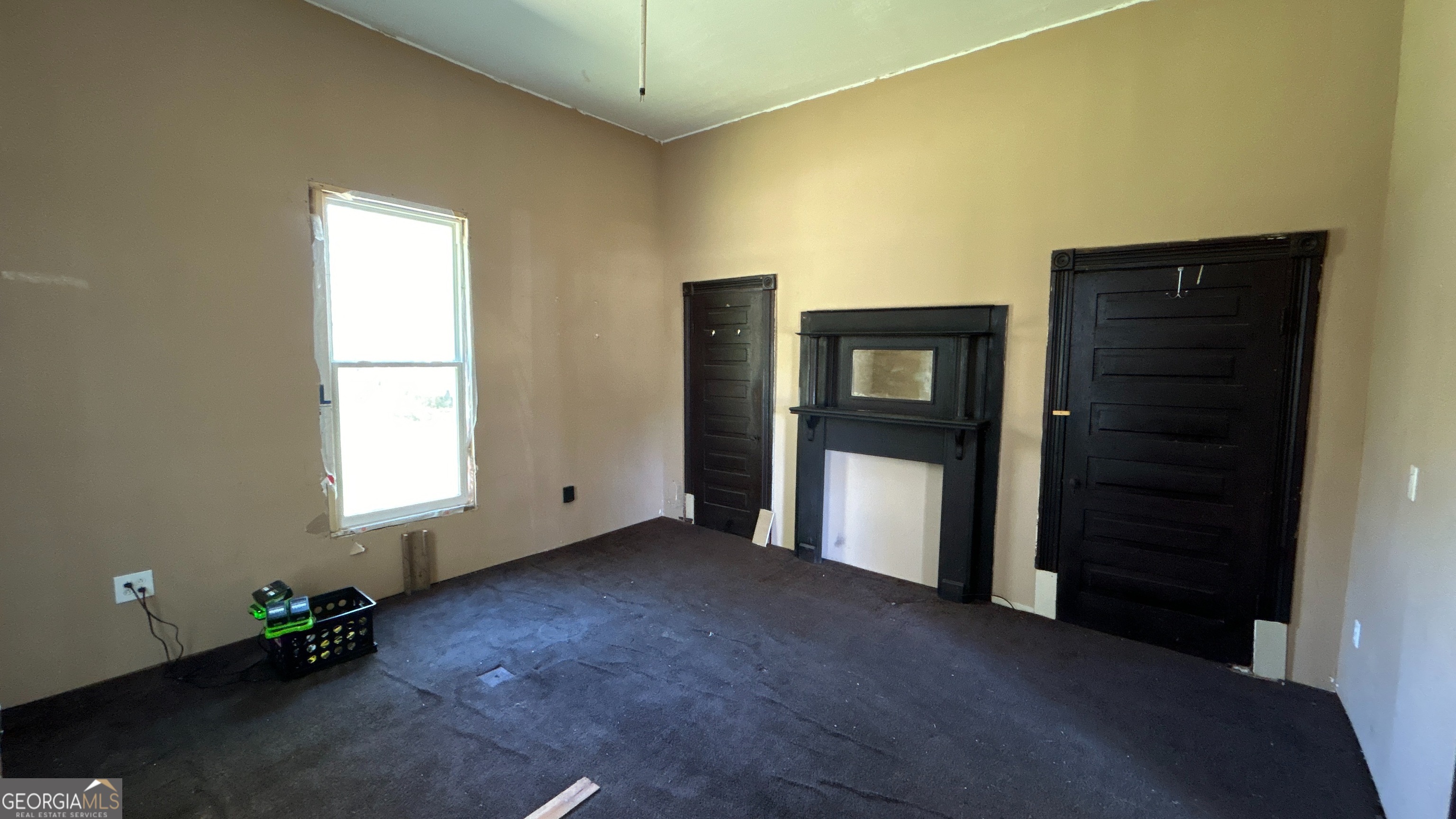 25 1st Street Property Photo 6