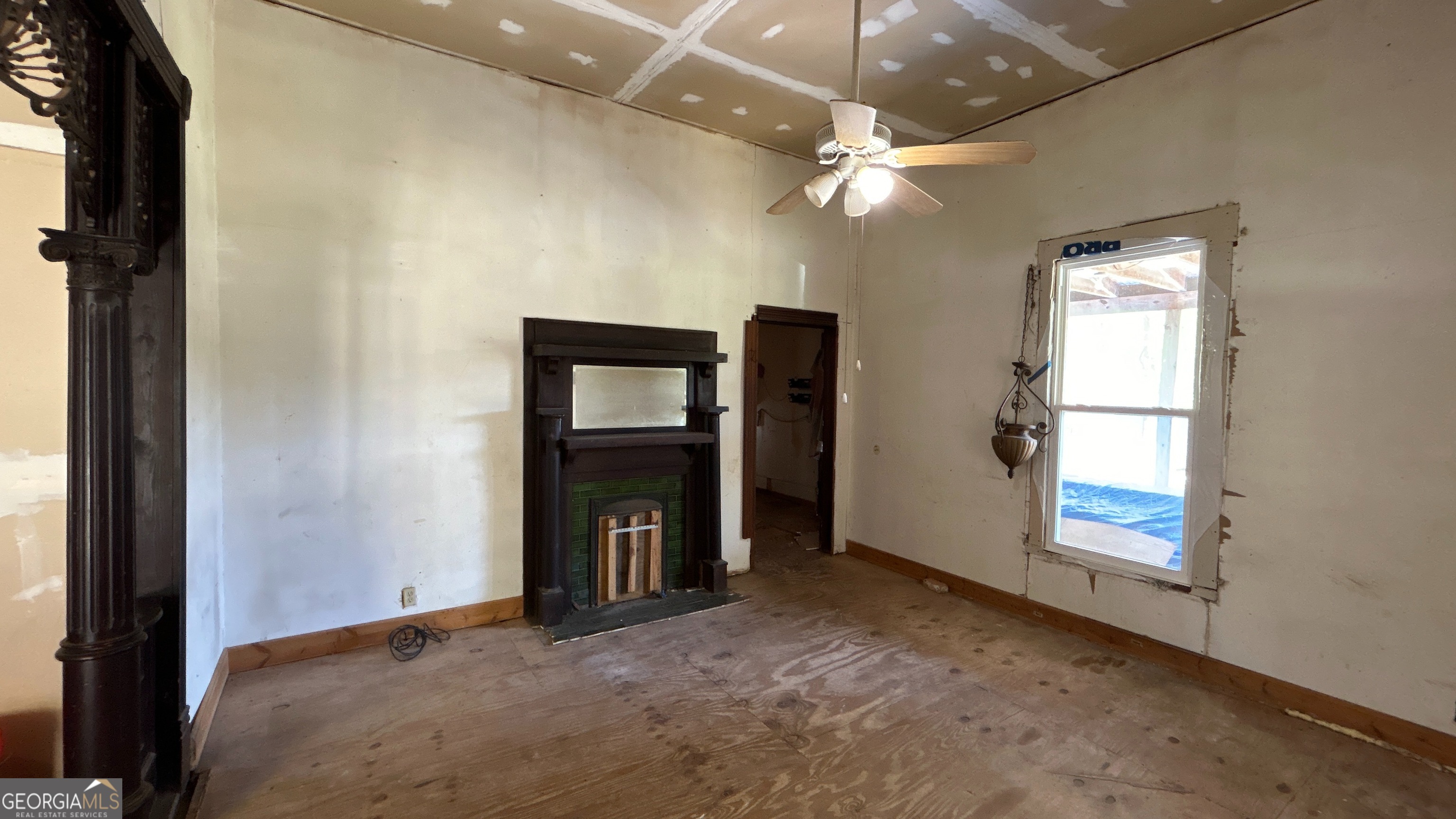 25 1st Street Property Photo 8