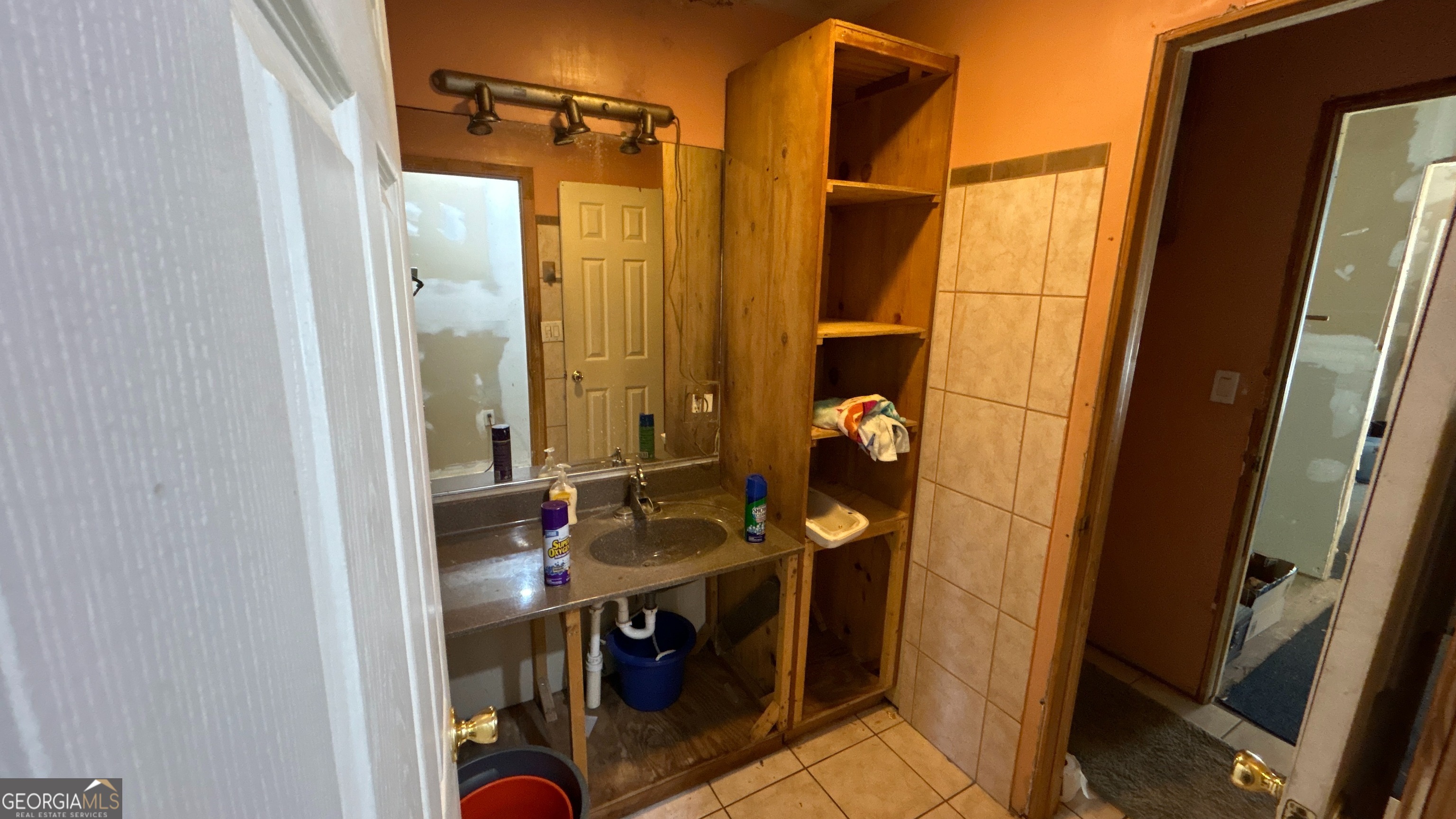 25 1st Street Property Photo 13